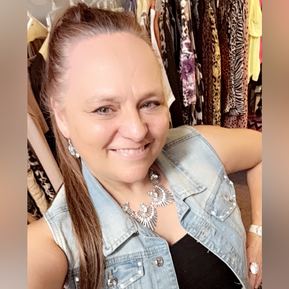 Meet your Posher, Renae